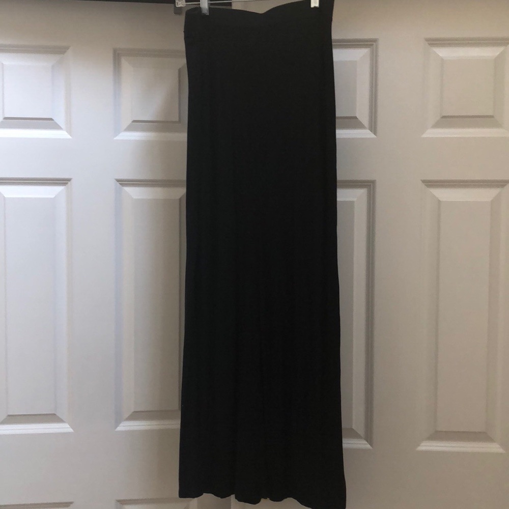 🆕 Ann Taylor LOFT • Black Maxi Skirt